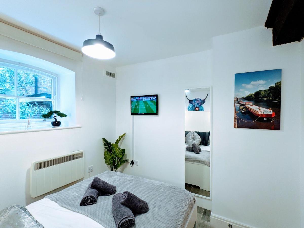 Cosy Riverside Apartment - Free Parking يورك المظهر الخارجي الصورة